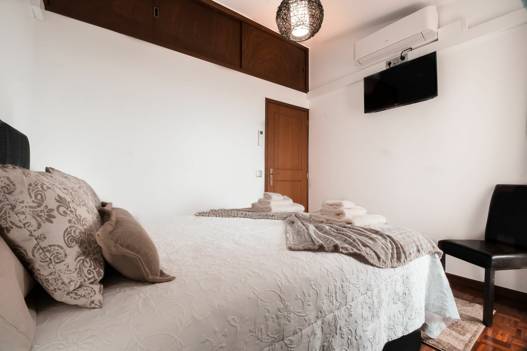 Villas Quinta Da Lapa I By Analodges ฟุงชาล ภายนอก รูปภาพ